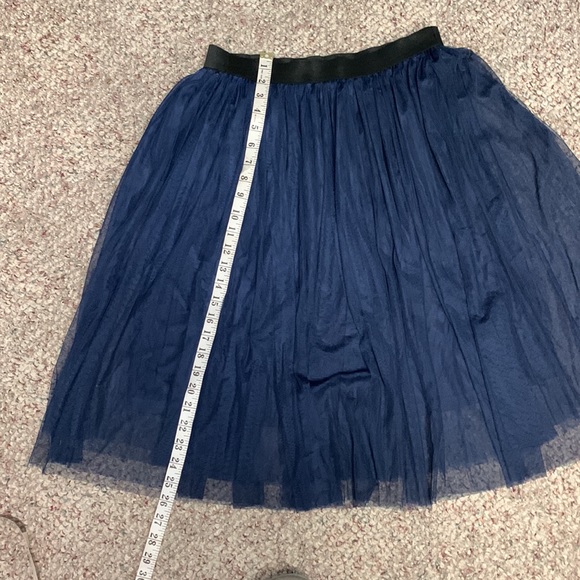 Pins and needles skirt - Picture 3 of 5